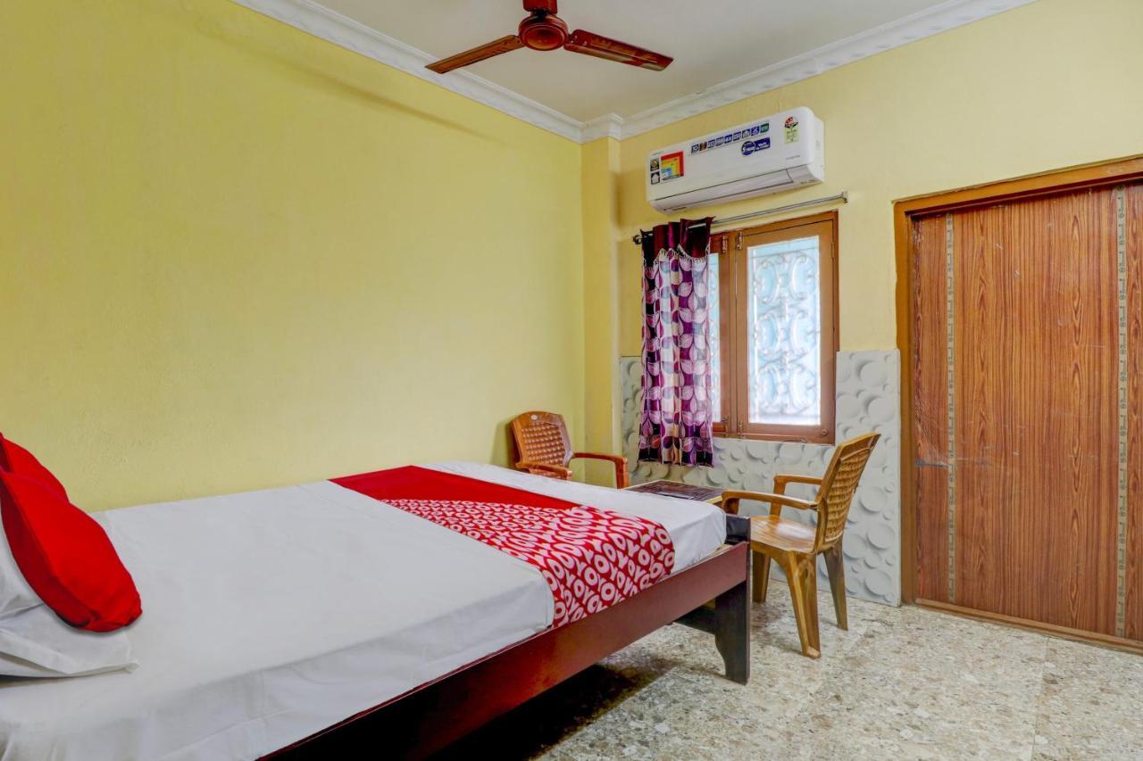 Hotel Oyo Flagship Sri Krishnatej Residency Vijayawāda Exterior foto